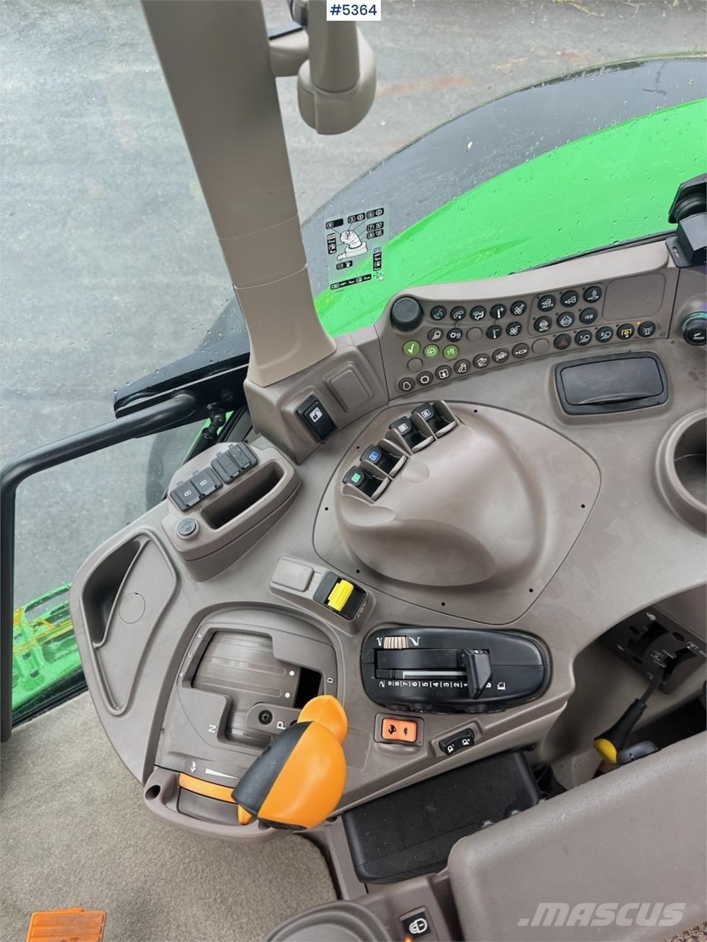 John Deere 6155M 拖拉机/农用车