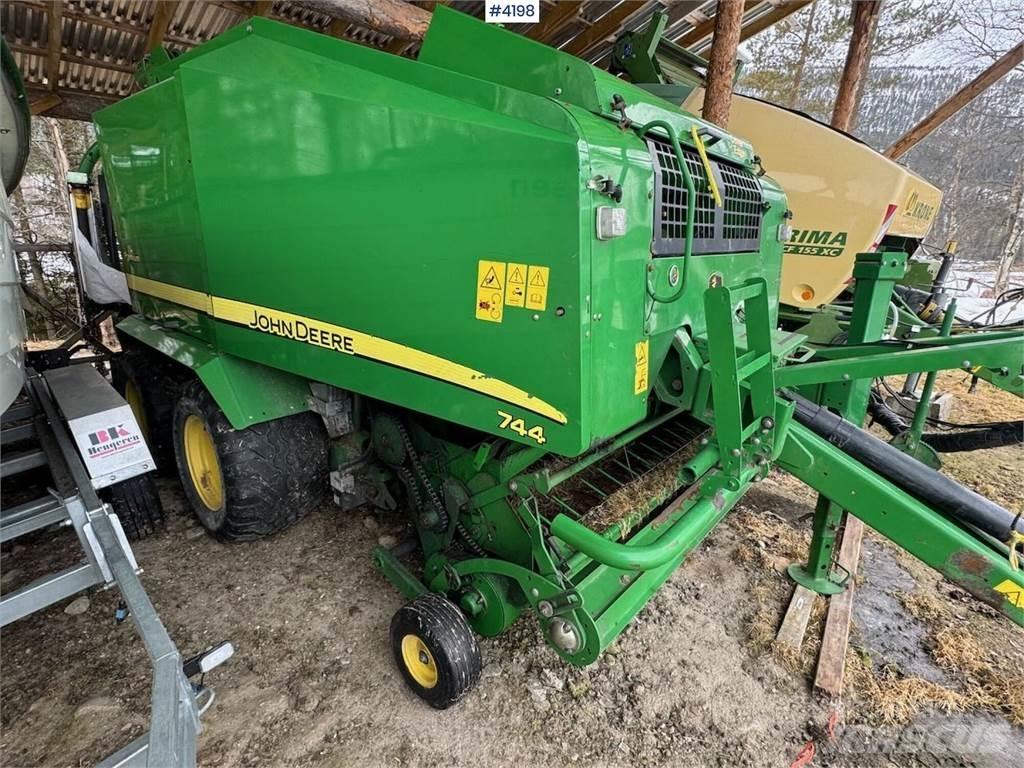 John Deere 744H 其他根茎作物收获机械