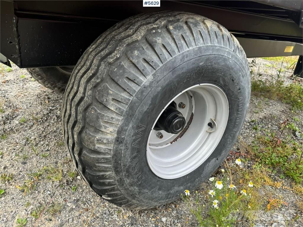 Junkkari J5 粮食车