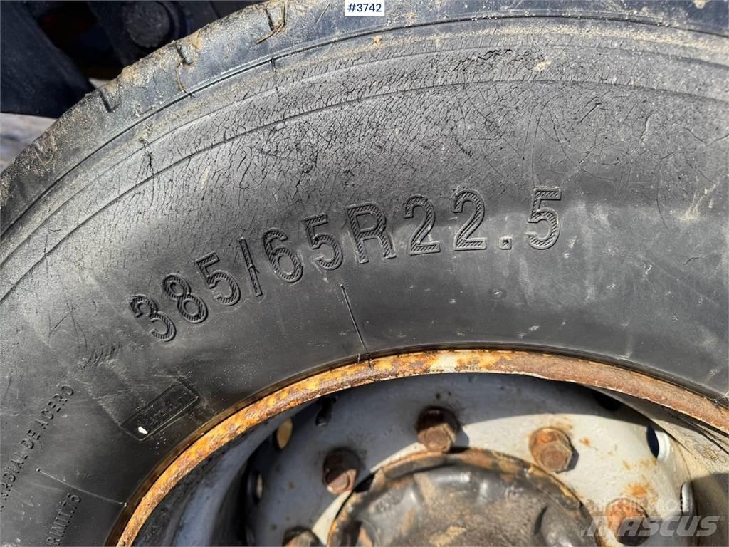  Sele Sveis 16 倾卸拖车
