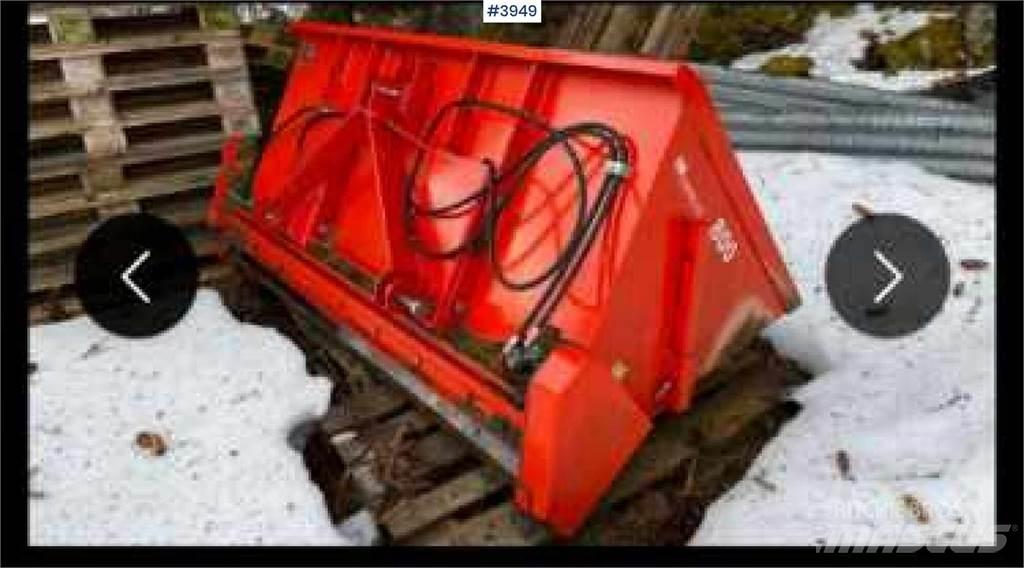 Sisu 800 其他清扫车和扫雪车