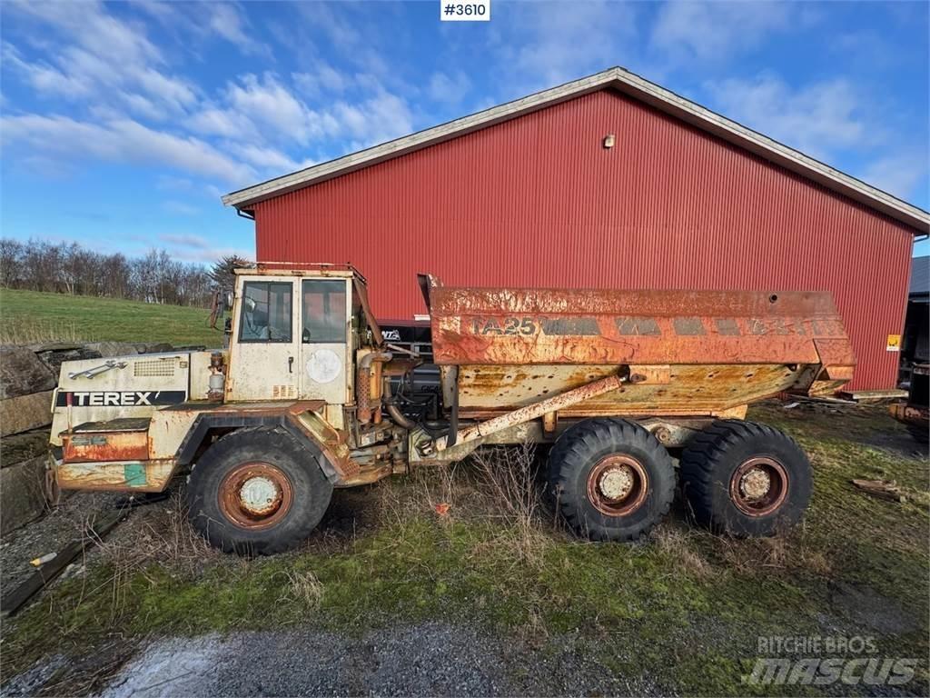Terex TA25 轮式装载机