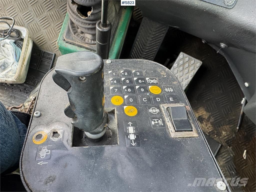 Timberjack 1270 收割机
