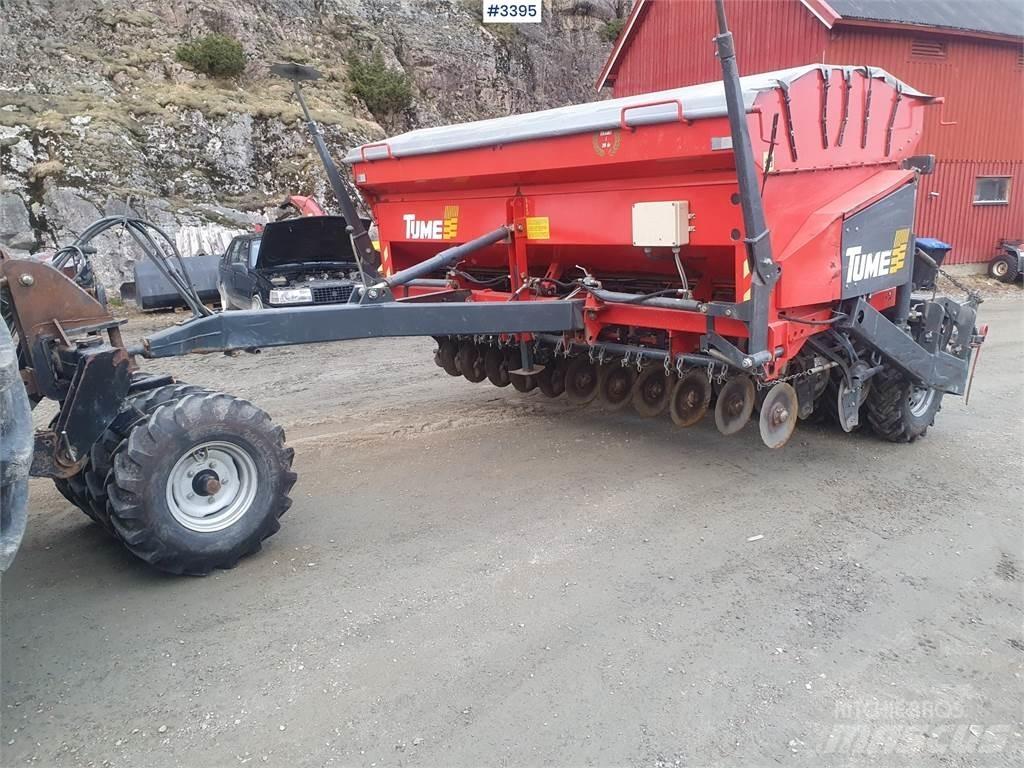 Tume HKL 3000 JC 条播机