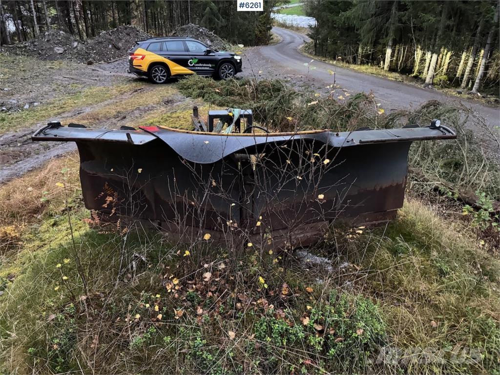 Uni-väg UV-320 推雪机