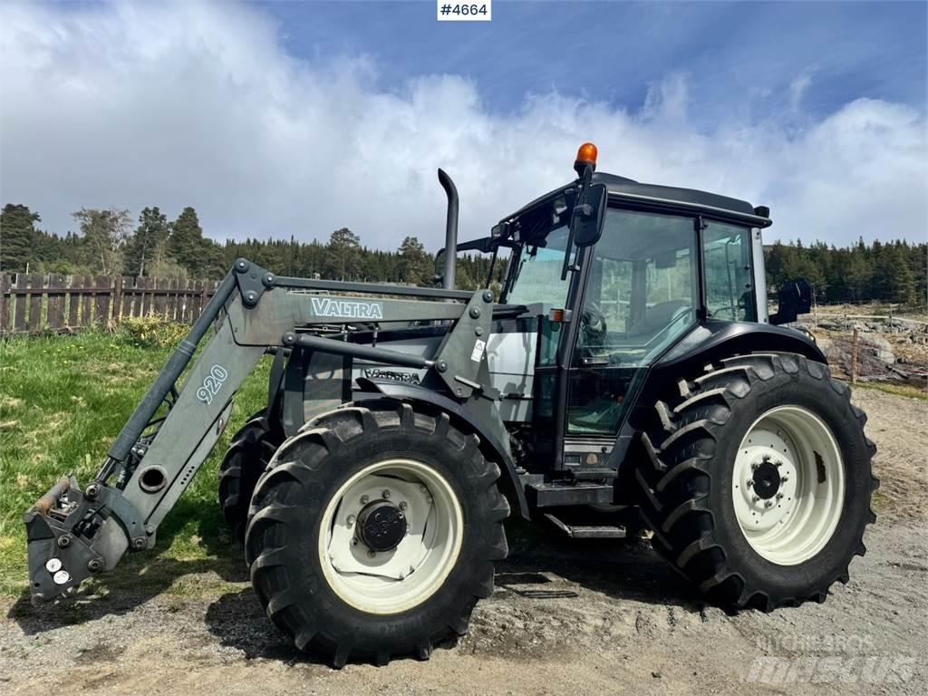Valtra A85-4 拖拉机/农用车