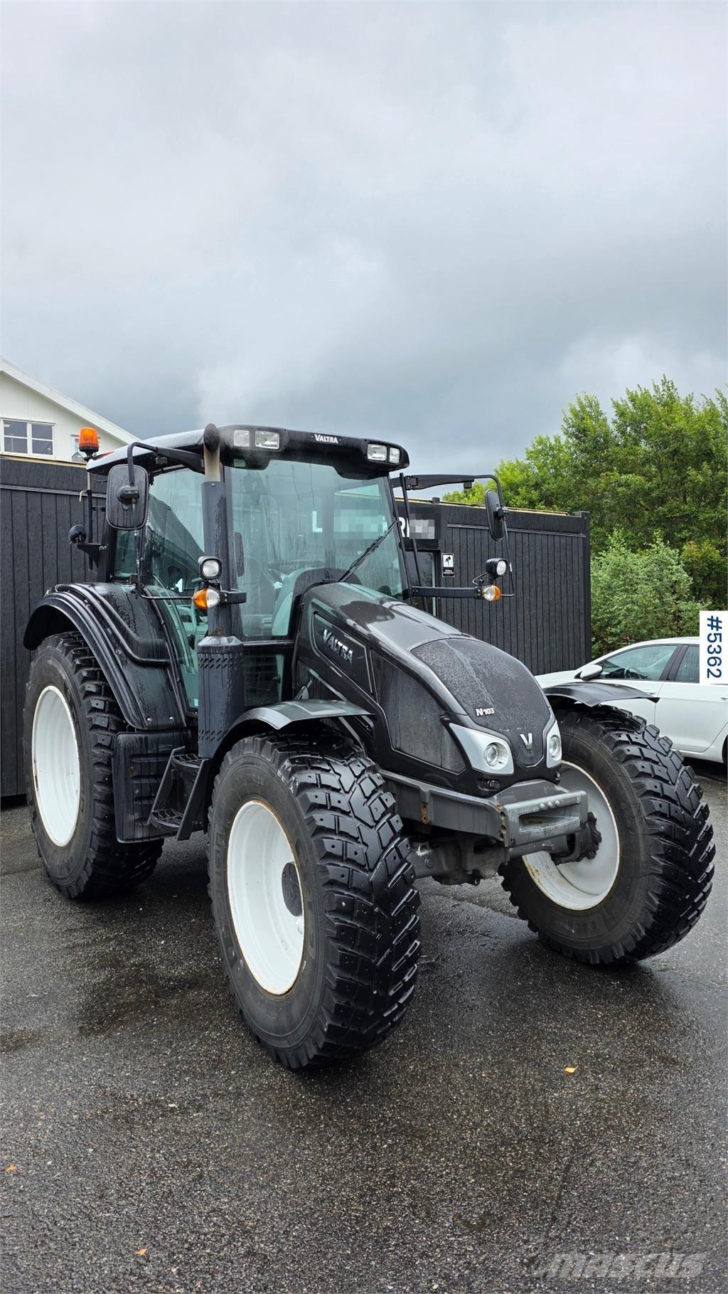 Valtra N103 拖拉机/农用车