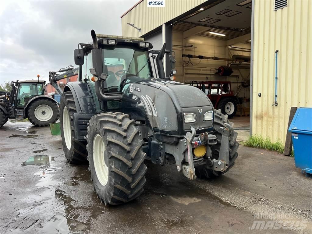 Valtra T182 拖拉机/农用车