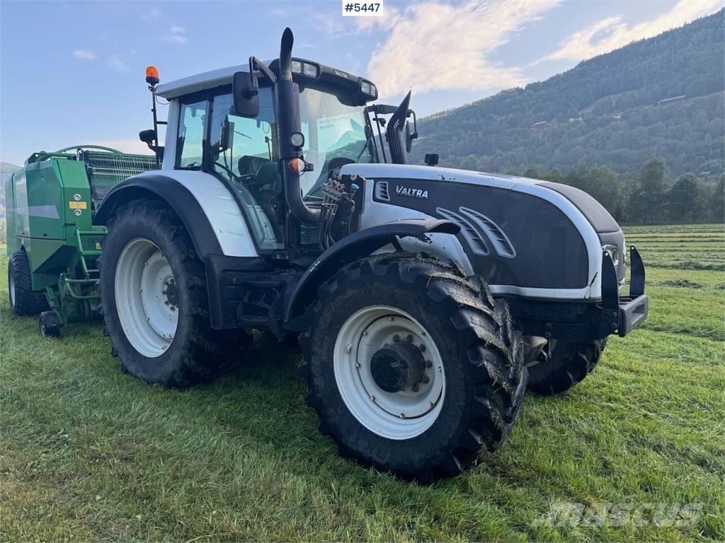 Valtra T202 拖拉机/农用车