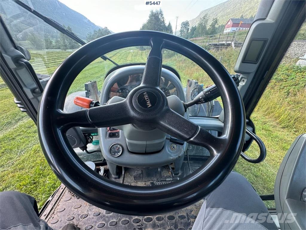 Valtra T202 拖拉机/农用车