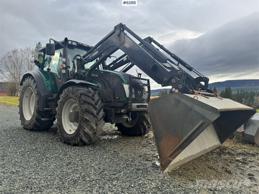 Valtra T203 拖拉机/农用车