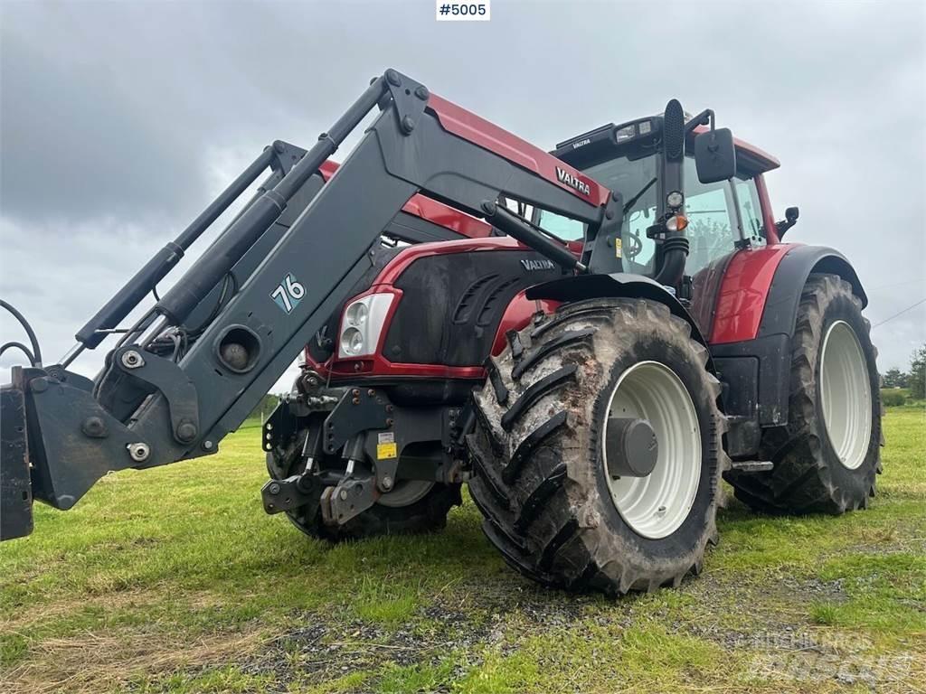 Valtra T213 拖拉机/农用车
