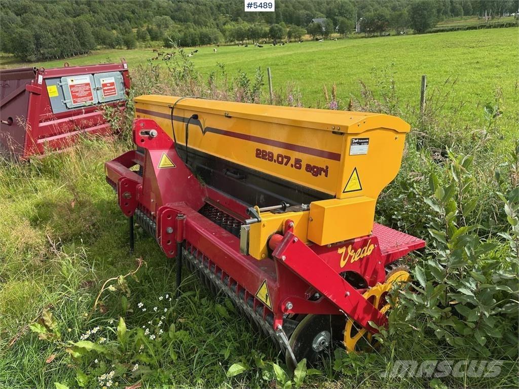 Vredo DZ 299.0705 条播机