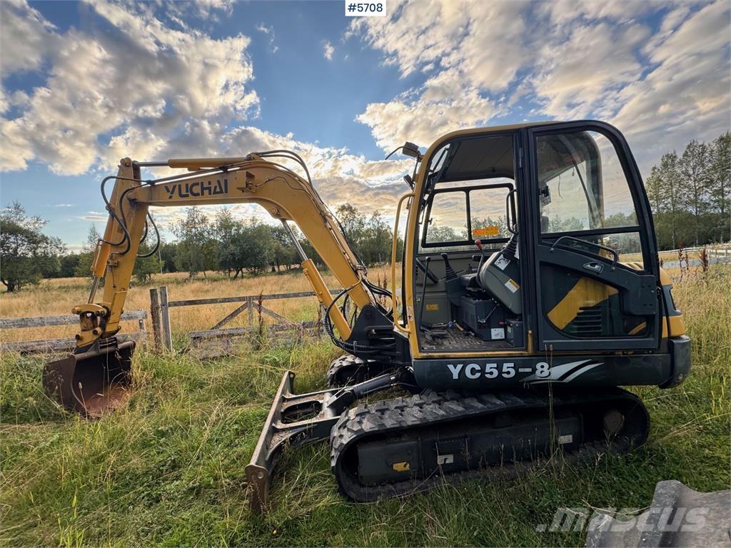Yuchai YC55-8 履带挖掘机