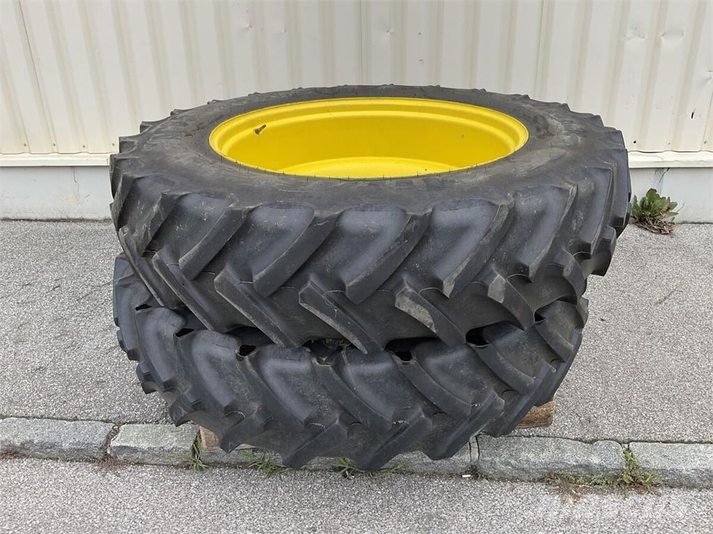  380/95 R 38 轮胎、车轮、轮圈