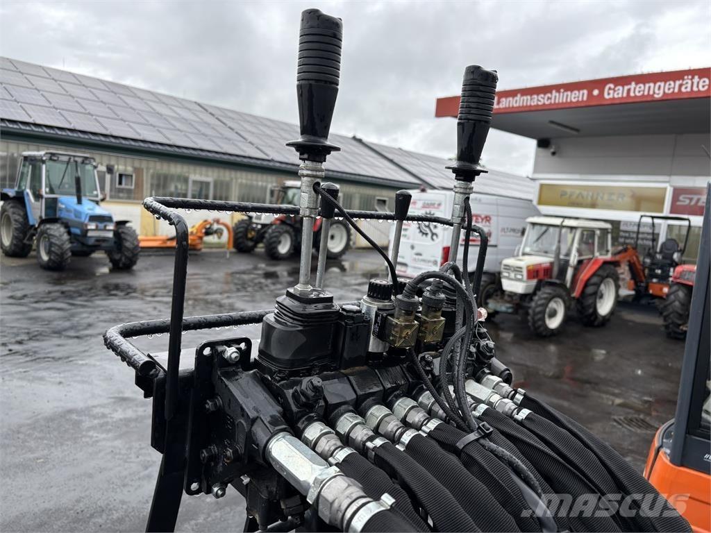 BMF 9T2+720 林业拖车