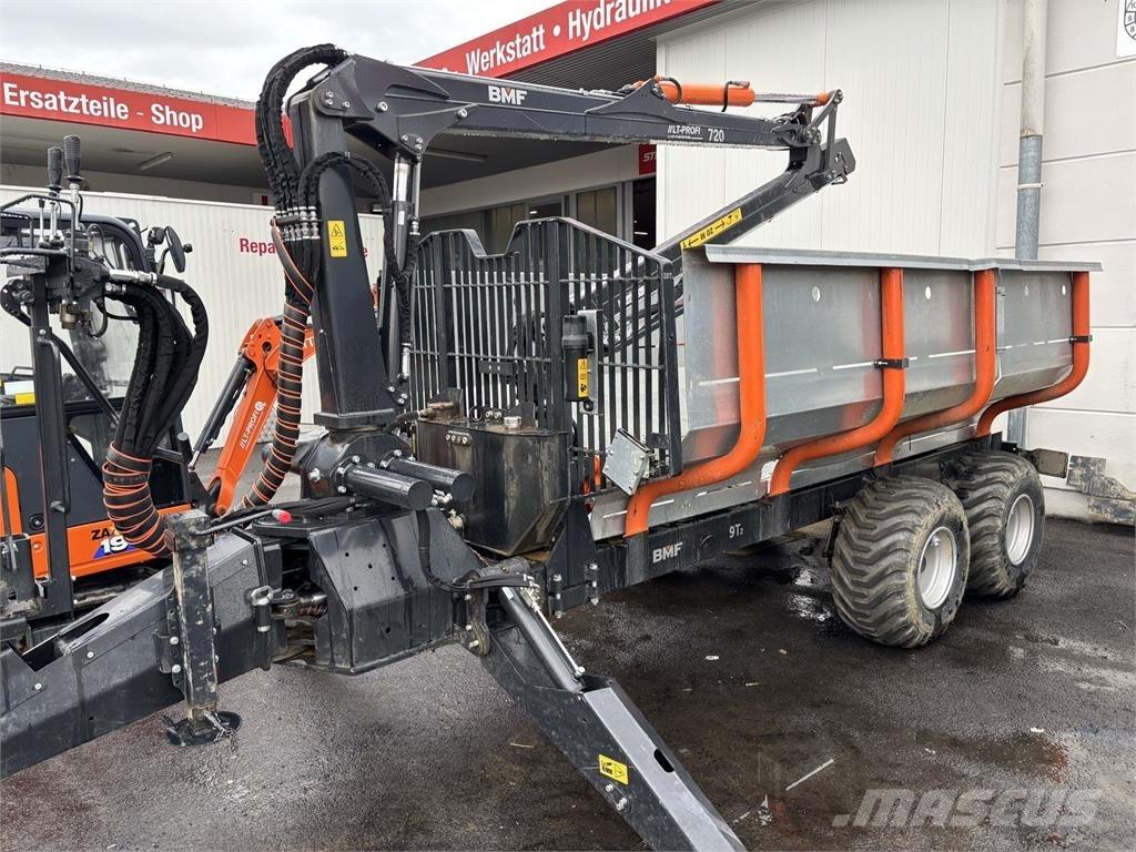 BMF 9T2+720 林业拖车