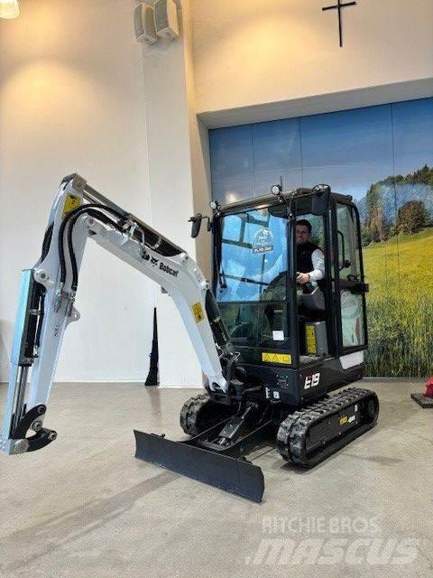 Bobcat E19 小型挖掘机