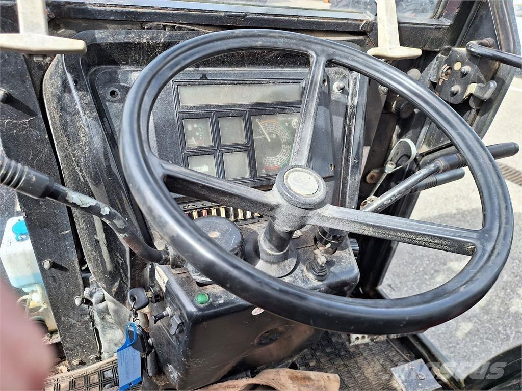 Case IH 2140 拖拉机/农用车