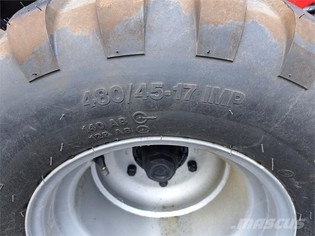 Case IH RB 344 圆捆打捆机
