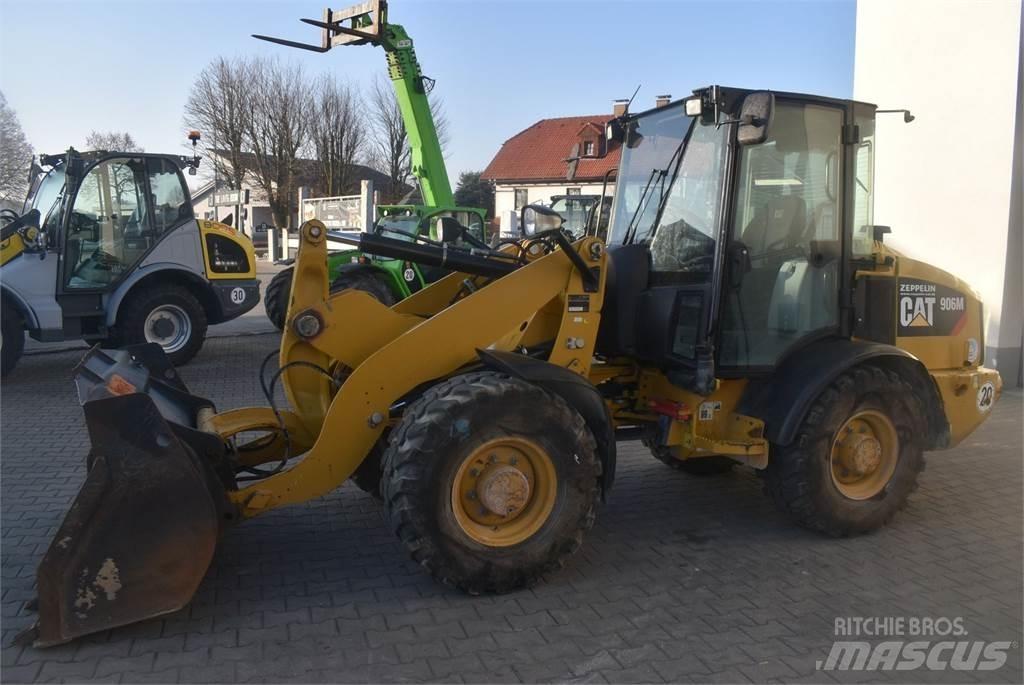 CAT 906M 轮式装载机