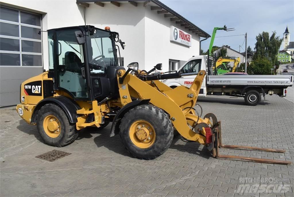 CAT 907M 轮式装载机
