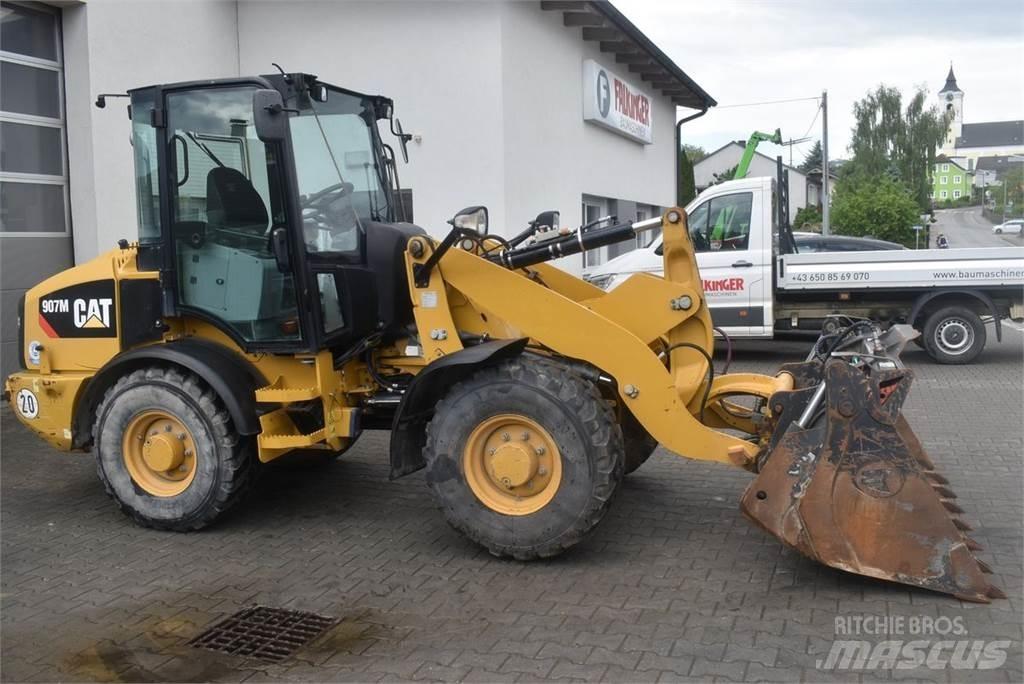 CAT 907M 轮式装载机