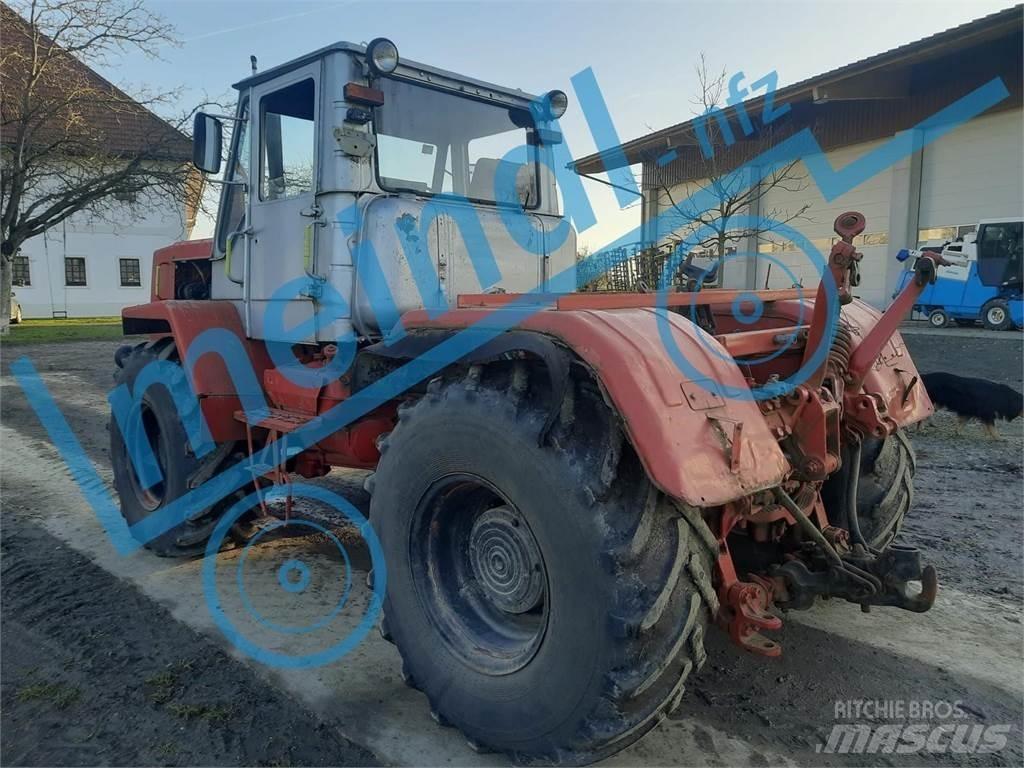 Charkow T 150 拖拉机/农用车