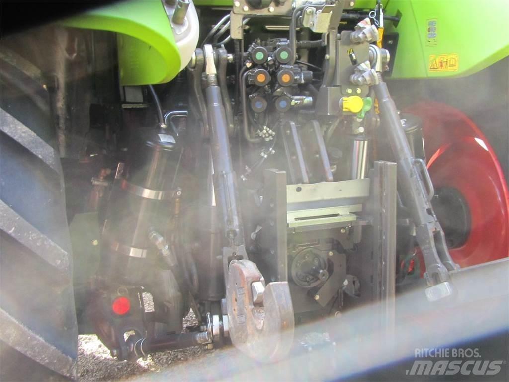 CLAAS Arion 440 拖拉机/农用车