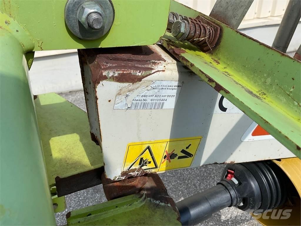 CLAAS Liner 350 S 收割机