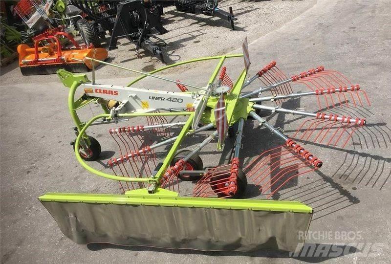 CLAAS Liner 420 收割机