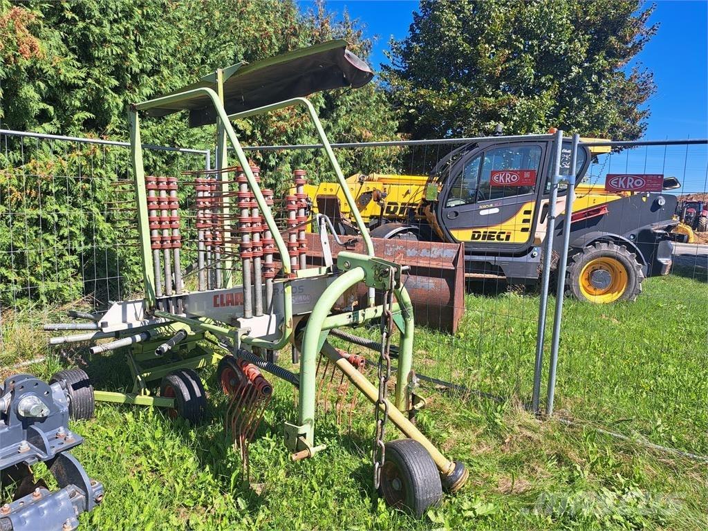 CLAAS Liner 430 收割机