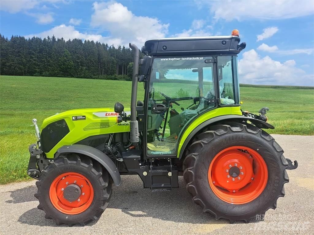 CLAAS Nexos 240 XL 拖拉机/农用车