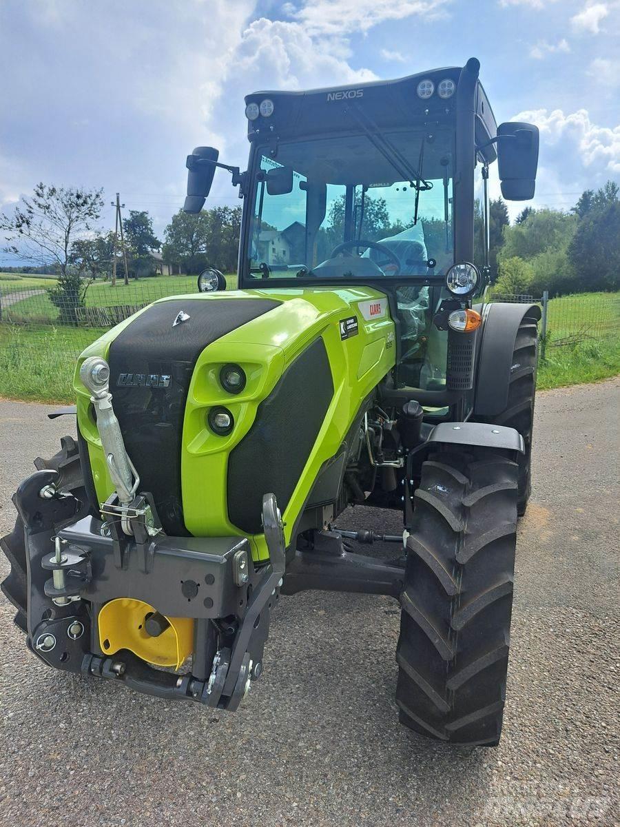 CLAAS Nexos 240 XL 拖拉机/农用车