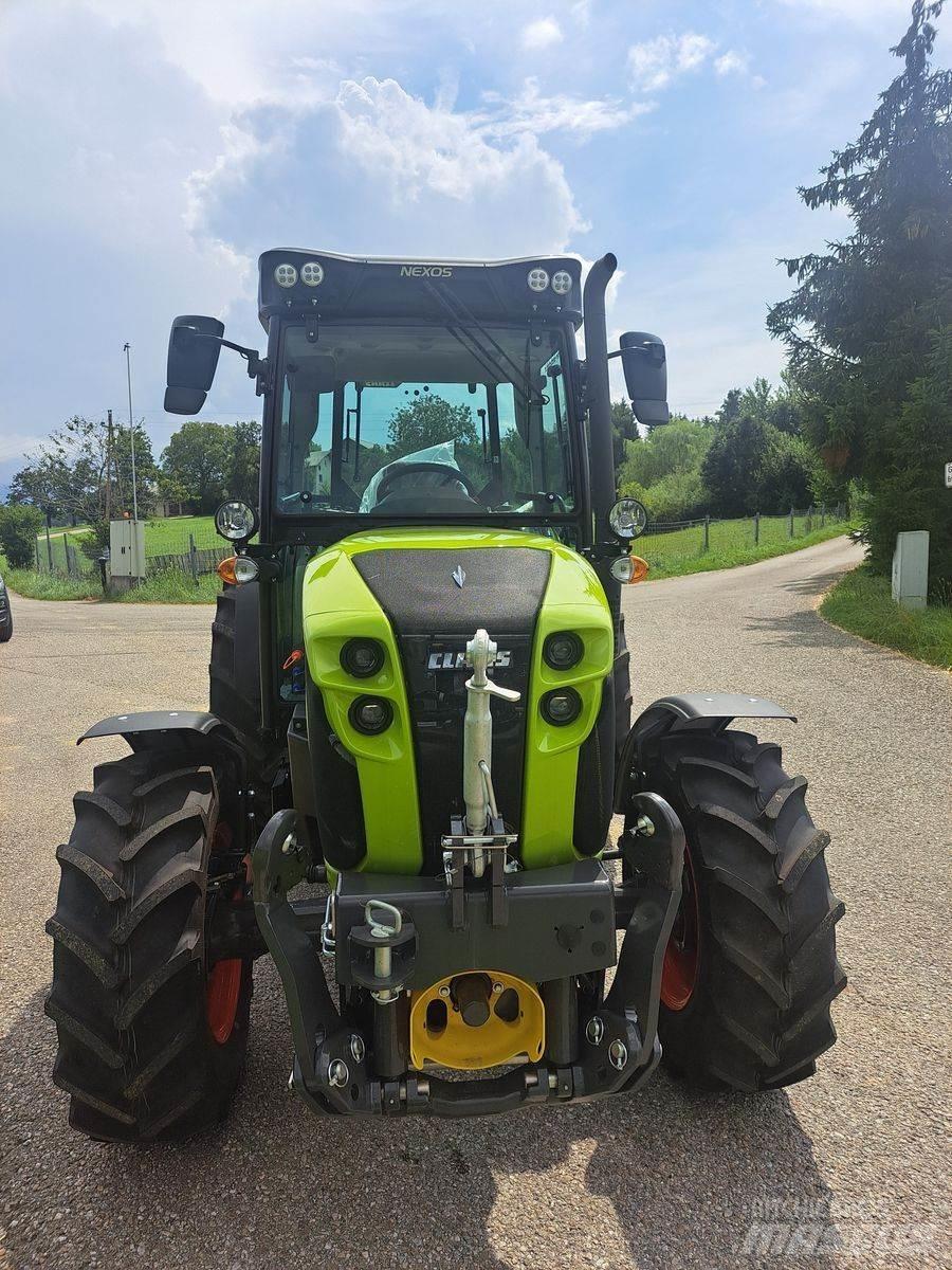 CLAAS Nexos 240 XL 拖拉机/农用车