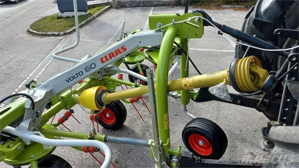 CLAAS Volto 60 犁耙和摊草机