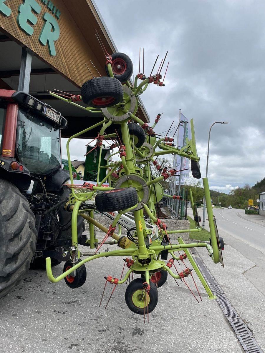 CLAAS Volto 77 犁耙和摊草机