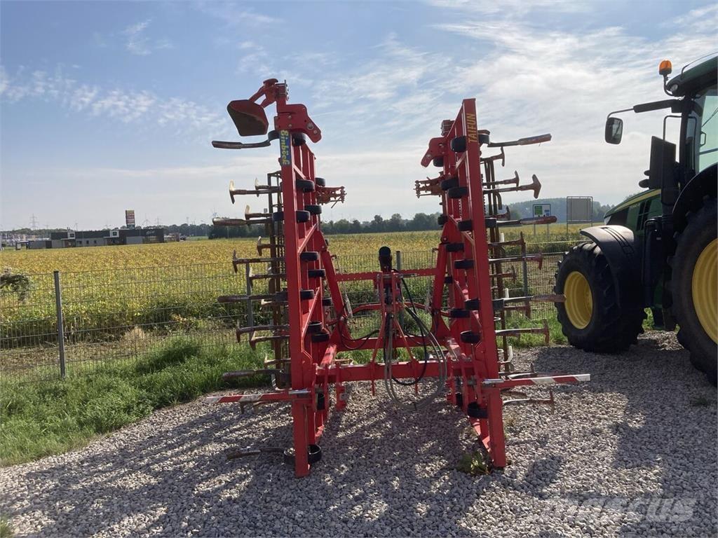 Einböck Taifun 手扶中耕机