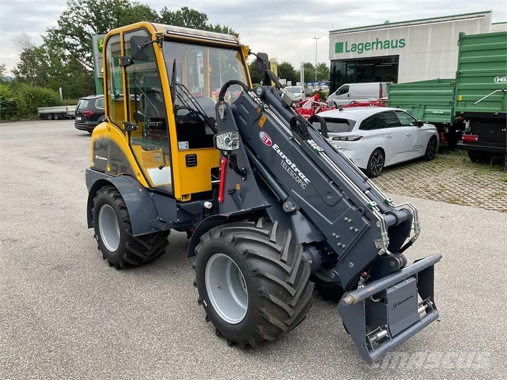 Eurotrac T 13-CF 前装载和挖掘机