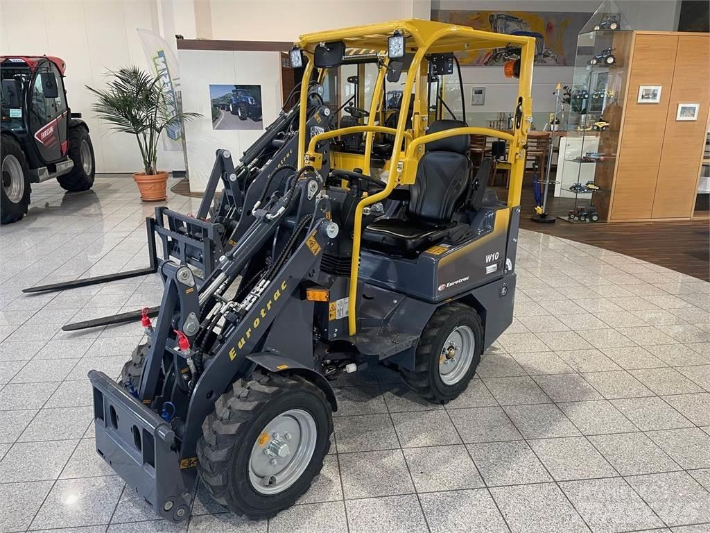 Eurotrac W10 前装载和挖掘机