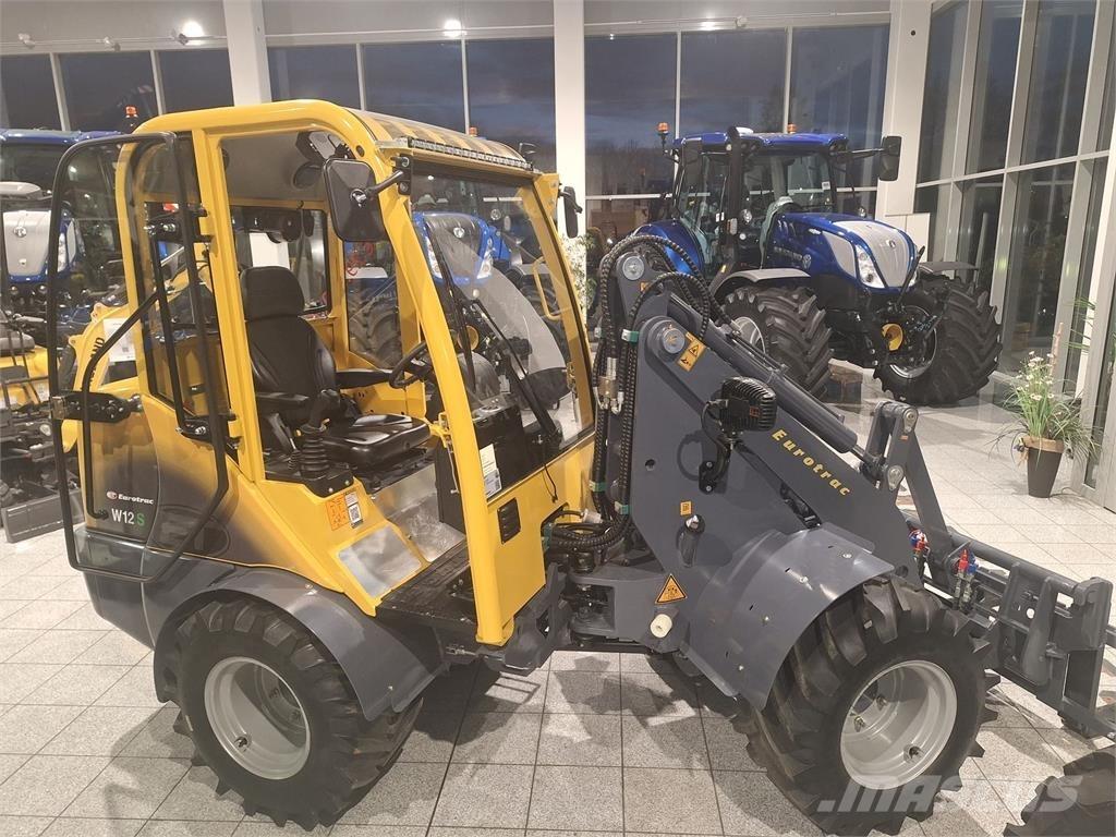 Eurotrac W12S 前装载和挖掘机