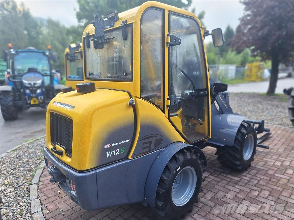 Eurotrac W12S 前装载和挖掘机