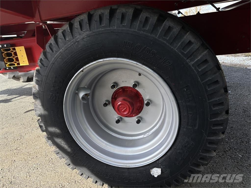 Farmtech EDK 650HD 自卸拖车