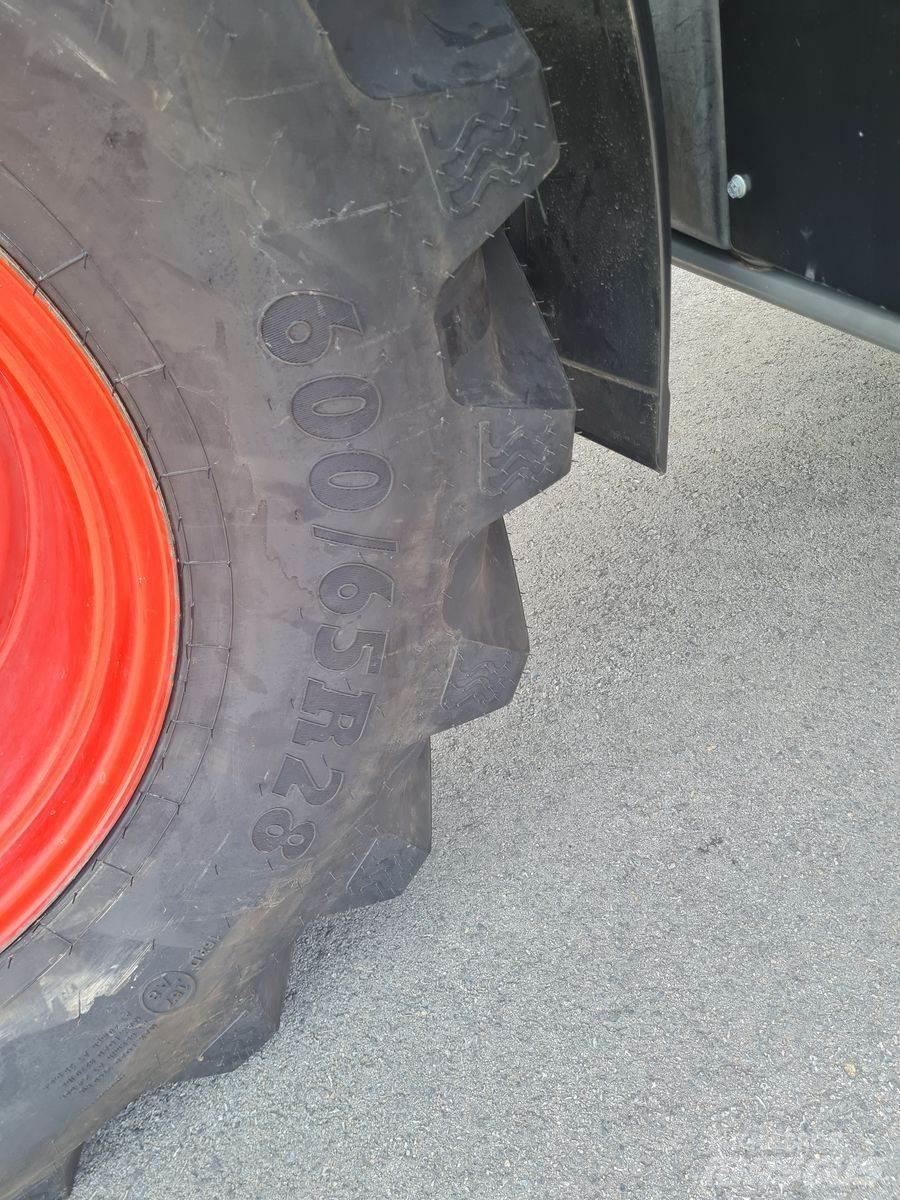 Fendt 718 Vario 拖拉机/农用车