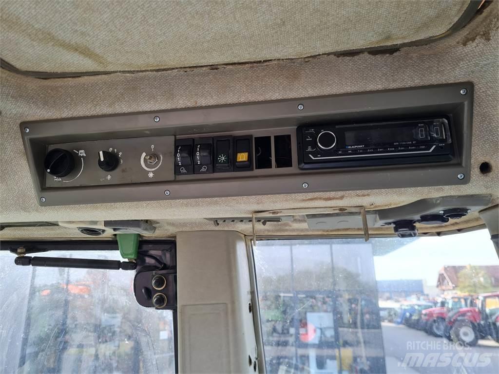 Fendt Favorit 818 拖拉机/农用车