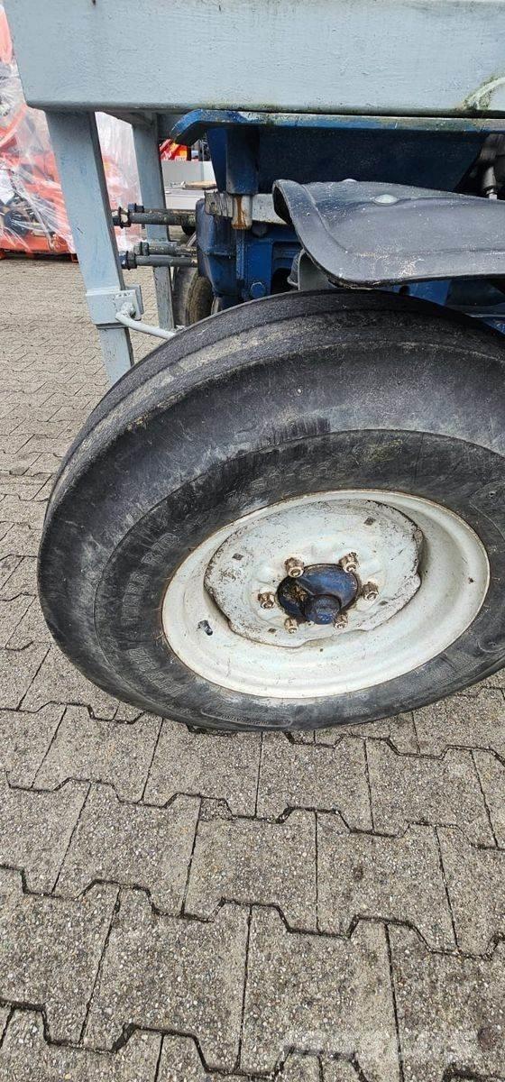 Ford 4000 拖拉机/农用车