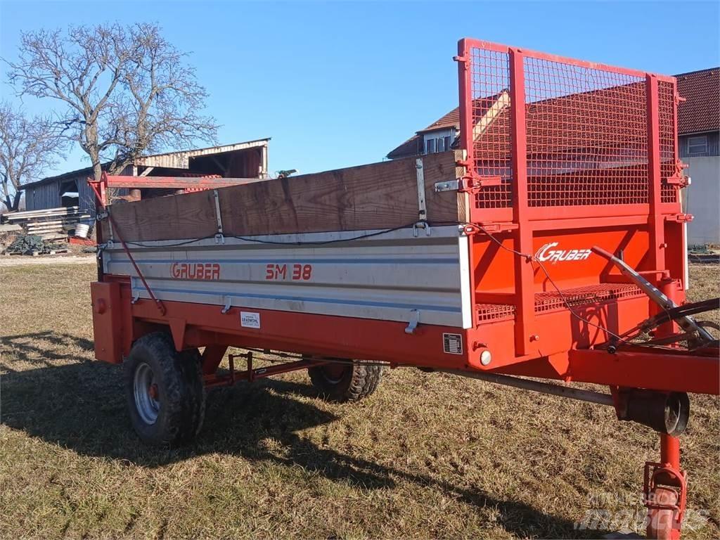 Gruber SM 380 撒肥机