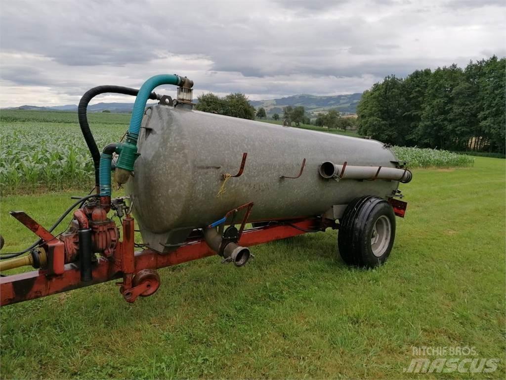  Güllefass 水肥车