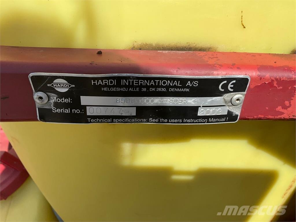 Hardi Master 牵引式喷雾机