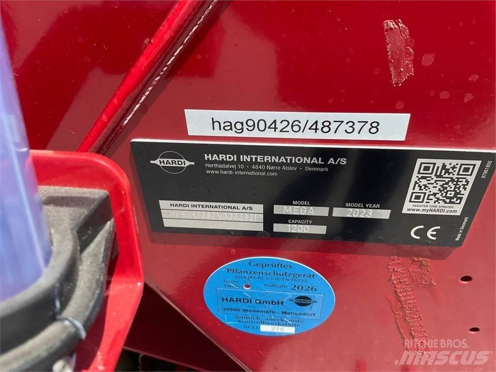 Hardi Mega 1200 牵引式喷雾机